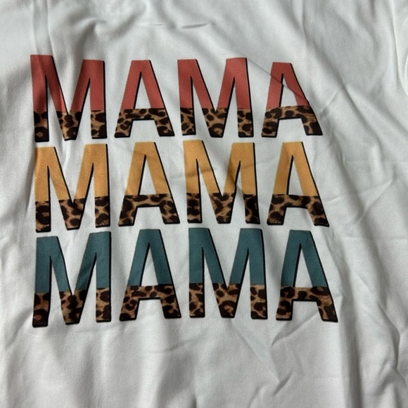 NWOT white graphic t-shirt “Mom/Mama”, bundle of 2 - Picture 2 of 4